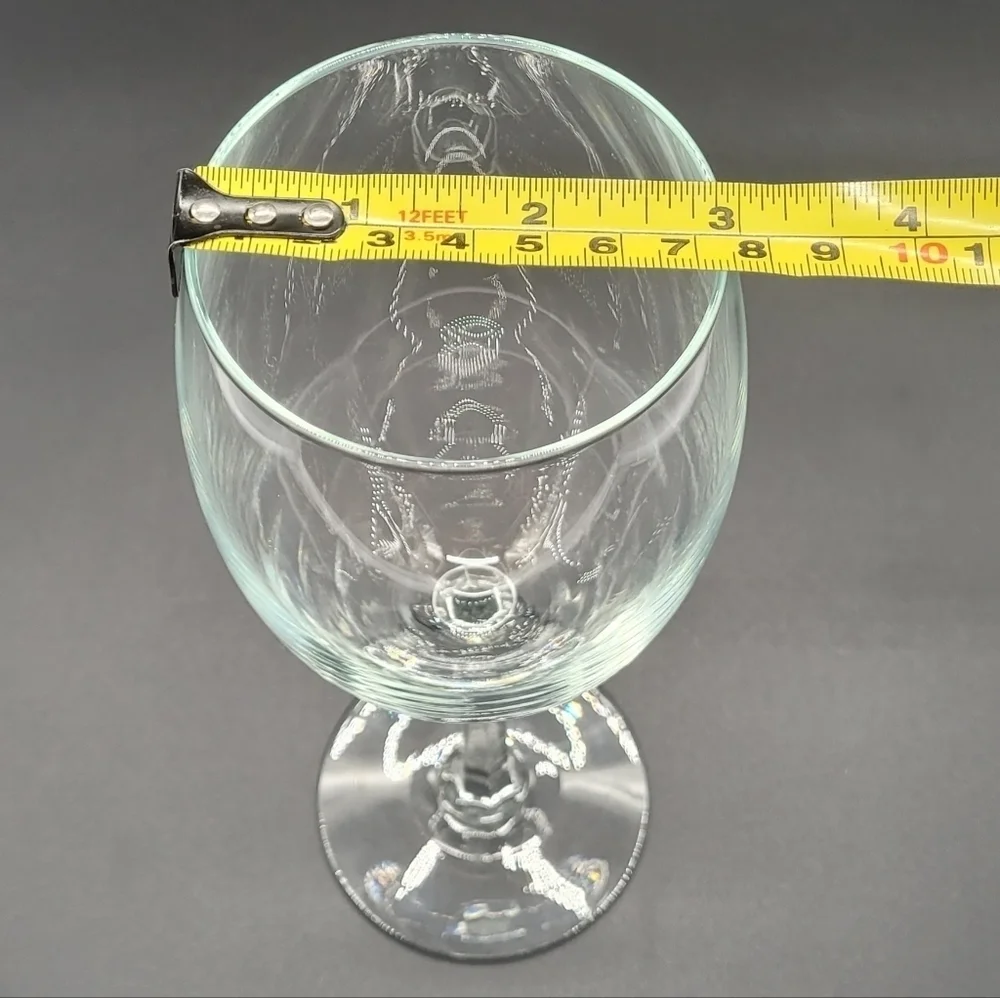 Clear Fancy Stem Tall Wine Glass (Replacement)​​​